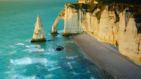 Chalk cliffs at Cote d'Albatre. Etretat, France, Normandy, time lapse, 4k Видео 113862843