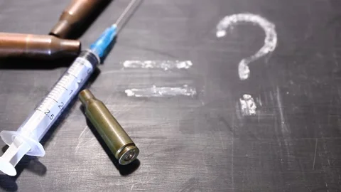 Chalk a question mark, a concept of doubt, indecision in the business choice Video stock 151618488