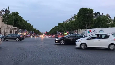 Champ de elysees timelapse traffic circle Stock Footage 82962943