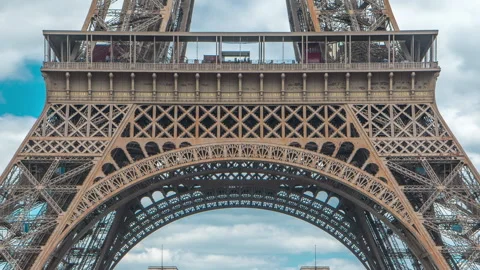 Champ de Mars and the Eiffel Tower timelapse in a sunny summer day. Paris Stock Footage 236506703