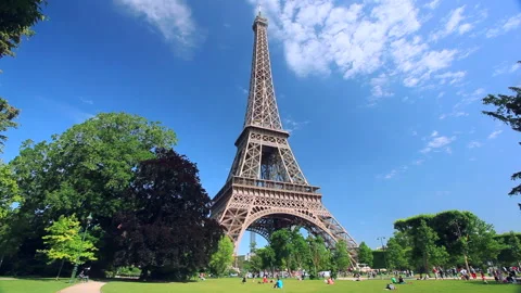 Champ de Mars Park and the Morning Eiffel Tower Stock Footage 332457052