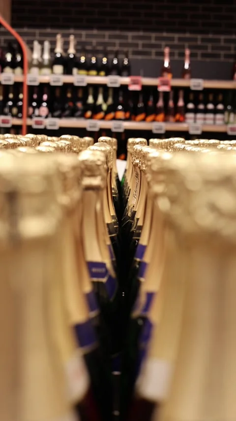 Champagne for celebration vertical video Stock Footage 285328829