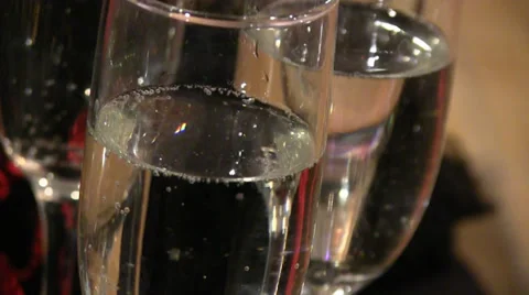 Champagne glasses with bubbles Video stock 34275854