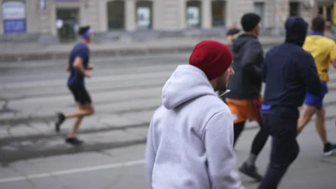 Champion runner breaking through to victory, wants to win marathon competition. Video stock 166495525