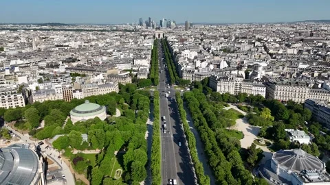 Champs Elysees Avenue At Paris Ile De France In France. Vídeo Stock 308768459