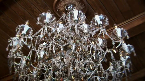 Chandelier lights up 스톡 동영상 712913