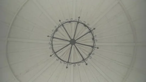 Chandelier manor Stock-Footage 130335002