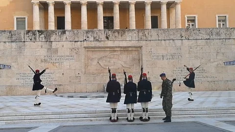 Change of the guards Stock Footage 122290358