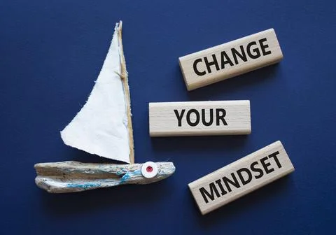 Change your mindset symbol. Concept words Change your mindset on wooden blo.. Stock Photos