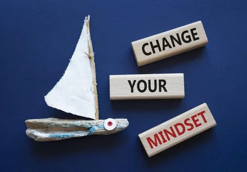 Change your mindset symbol. Concept words Change your mindset on wooden blo.. Stock Photos