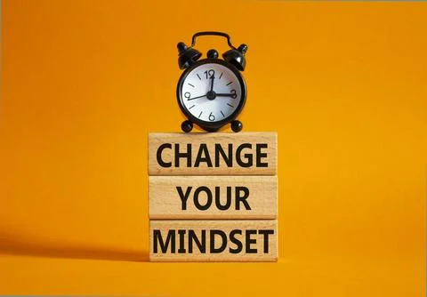 Change your mindset symbol. Concept words Change your mindset on wooden blo.. Stock Photos