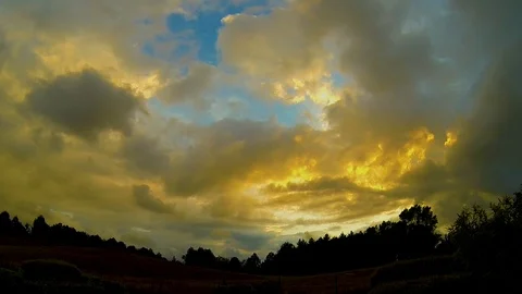 Changing dusk clouds timelapse Stock Footage 114519608