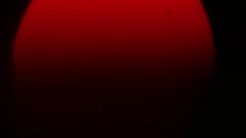 Changing Focus of red flashing emergency light 库存影片 162634131