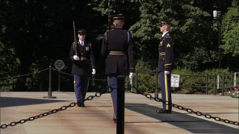 Changing of the Guard at Arlington Cemetery Vidéo 74939433