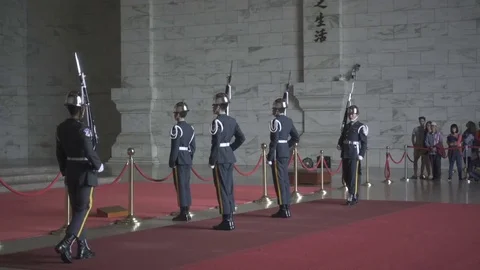 The changing of the guards ceremony at the Chiang Kai-Shek Memorial Hall. Stock Footage 76419413