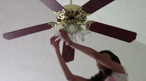 Changing Light Bulb Video stock 10914936
