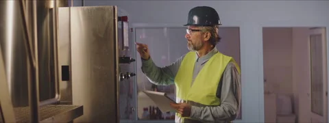 Changing process parameters Stock Footage 147571493