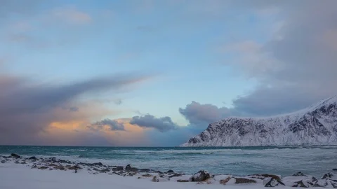 Changing Weather in Winter Norway. Time Lapse 動画素材 106453674