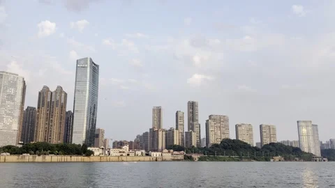 Changsha, China - August 16 2026. Night View of Xiangjiang River in Changsha Vídeo Stock 343658697