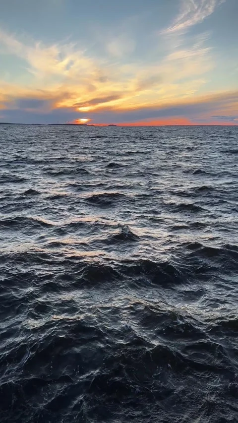 Chaotic waves on dark sea at sunset Stock-Footage 287168960