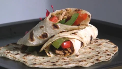 Chapati and vegetable dish Stock-Footage 268483544
