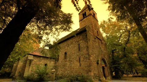 Chapel At Fall ARTCOLORED 01 库存影片 908777