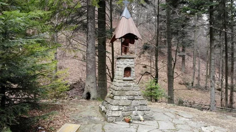 Chapel "Pod Kramarka" in early spring. Village Rytro, Poland. Stock Footage 127284607