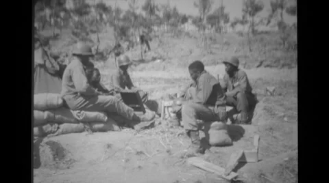 Chaplain speaking to soldiers Stock Footage 36426549