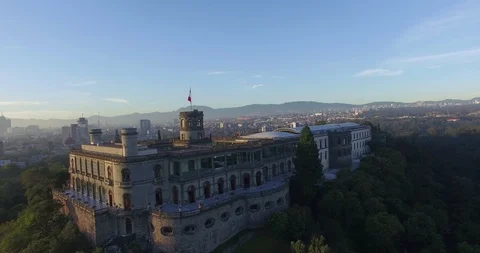 Chapultepec Castle Drone Orbit Reveals Main side. Video stock 126048585