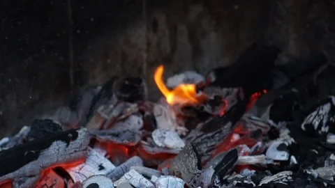 Charcoal burning in a funace 動画素材 81167105