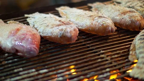 Charcoal grilled fish Stock-Footage 72662368