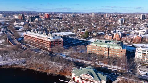 Charles River in winter aerial view, Boston, MA, USA 库存影片 330515536