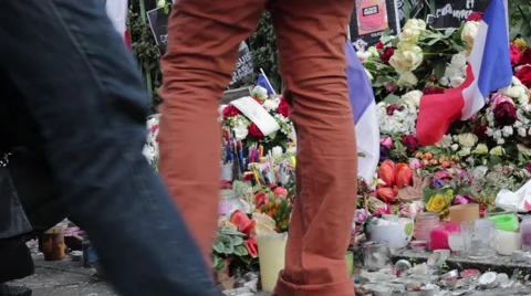 Charlie Hebdo Shooting Je Suis Charlie Paris France Memorial Shrine Stock-Footage 46442889