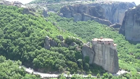 Charming cliffs in Greece Meteora. Amazing Monasteries on the rocks Video stock 141708141