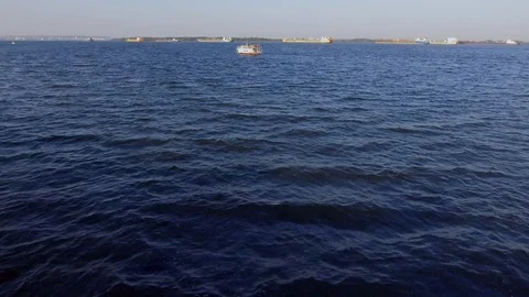 Chasing the boat through the air Video stock 96064820