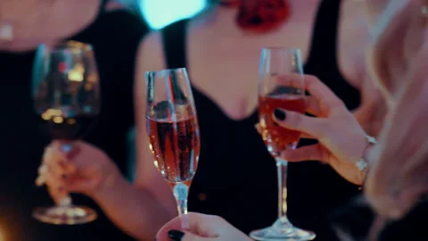 Chasing glasses with sparkling red wine. Stock Footage 155118405