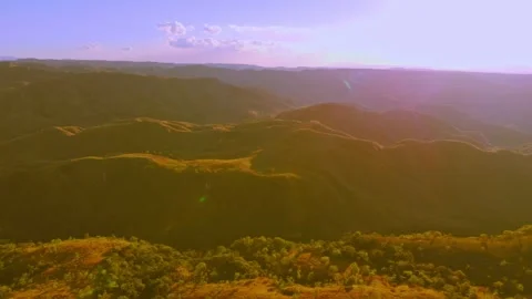 Chasing horizons, running with the wind. Stock Footage 305017439