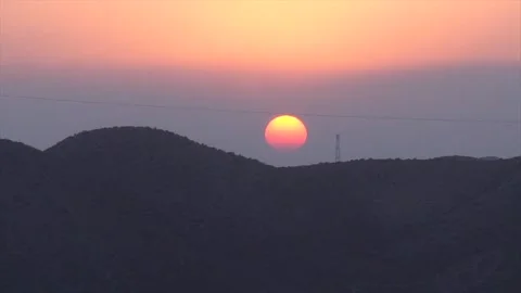 Chasing the sunset 스톡 동영상 147977835