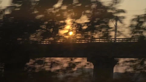 Chasing the sunset 库存影片 147977838