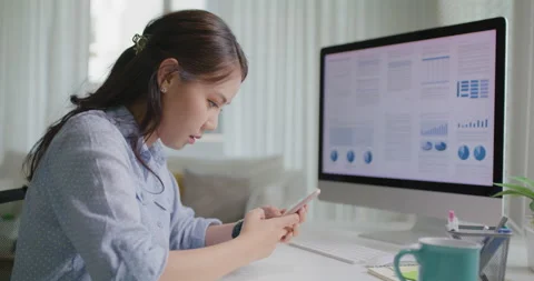 Chat talk with AI bot at home in chat commerce future living concept. 스톡 동영상 227362612