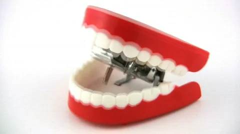 Chattering Teeth 库存影片 75175