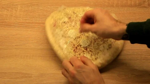 Cheap pizza, cellophane, in a package Vídeos de archivo 86572016