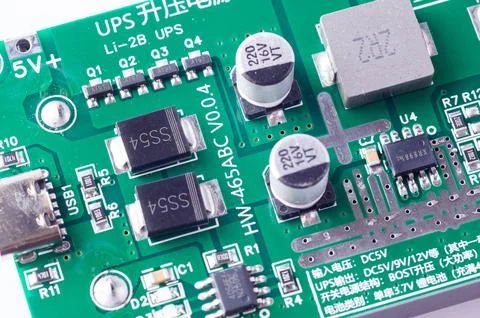Cheap uninterruptable power supply (UPS) boards that take Li-ion cells of som 스톡 사진