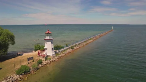 Cheboygan Pier Light 스톡 동영상 222388624