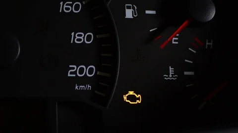 Check engine light symbol on dashboard when something goes wrong with engine 動画素材 120361926