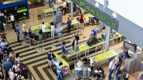 Check in  Stock Footage 91292941