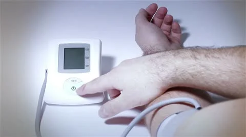 Checking Blood Pressure 18 stylized 動画素材 10744093