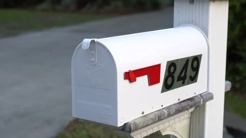 Checking The Mail Видео 84767722