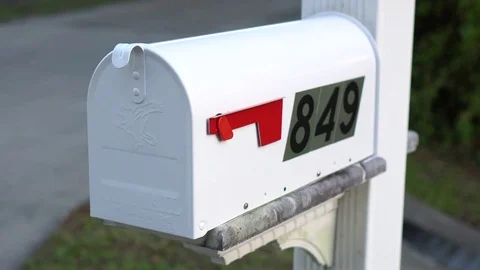 Checking The Mail Видео 84768096