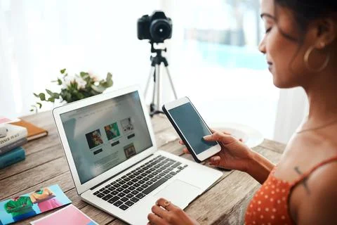 Checking my social media while I can Foto stock